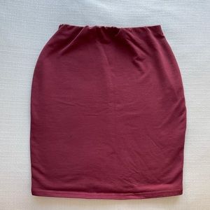 Maroon pencil skirt